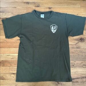 National Park Service Anvil T-shirt Medium 100% Cotton Outdoors Nature